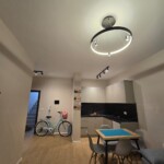 🌴 Moderný apartmán pri mori – Mali i Robit (Albánsko) Svg+xml,%3Csvg%20xmlns%3D%22http%3A%2F%2Fwww.w3