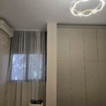 🌴 Moderný apartmán pri mori – Mali i Robit (Albánsko) Svg+xml,%3Csvg%20xmlns%3D%22http%3A%2F%2Fwww.w3